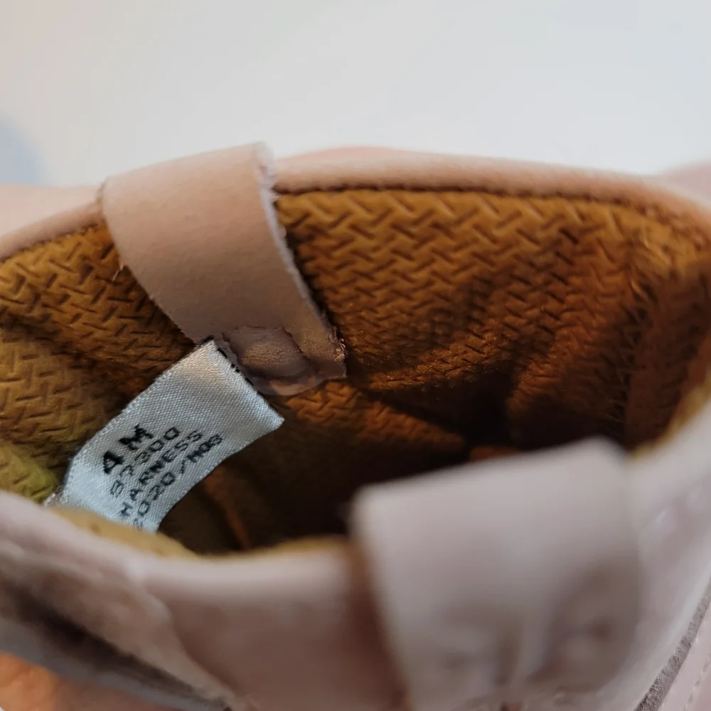 Frye pale pink baby booties 4 M phillip harness shoes boots baby infant newborn